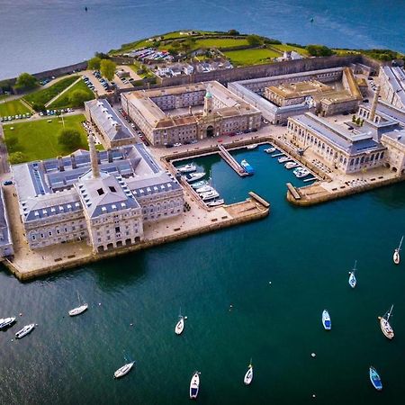Two-Bedroom Apartment At Royal William Yard, Плаймаут Экстерьер фото